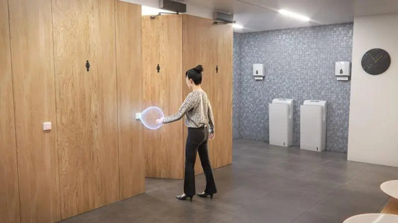 Radar-Taster met farbigem LED-Ring zur Befehlsquittierung