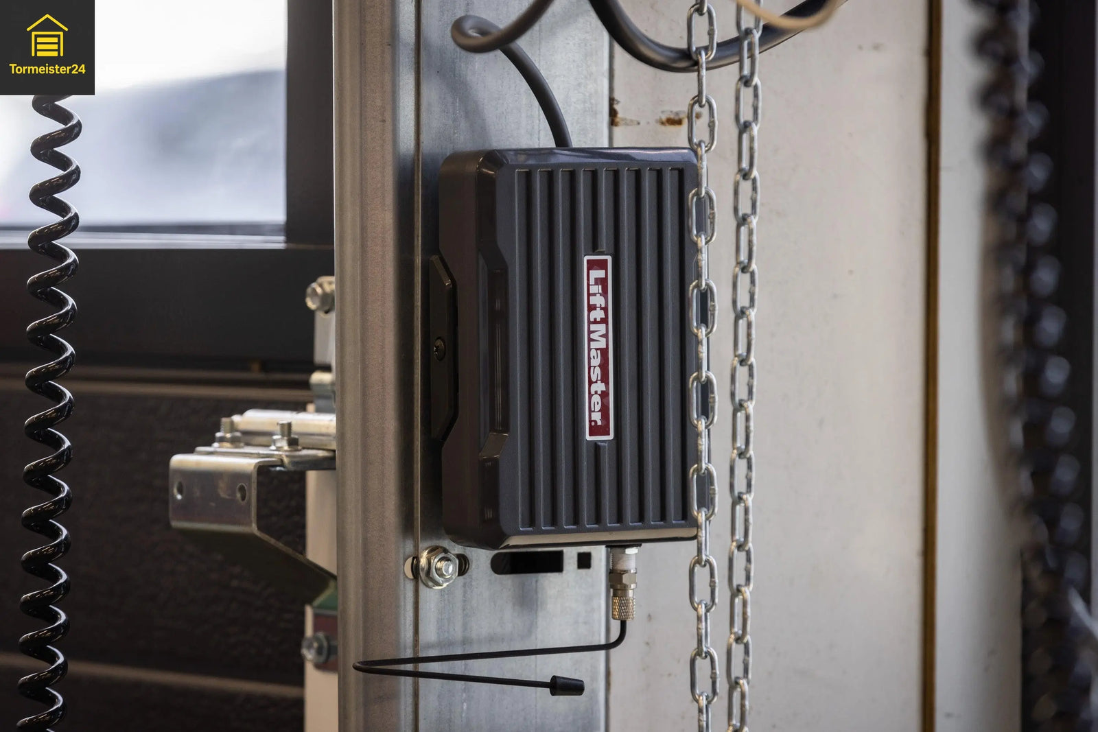 Smart-Home-fähiger Garagentorantrieb mit App-Steuerung