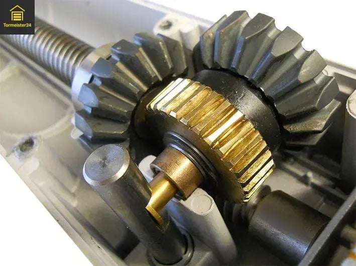 Marantec  voor draaipoorten bis 3,0 m zonder Encoder aandrijving voor draaipoorten bis 3,0 m: 24 V-DC motor, 1.500 N, 2,6 cm/s, 120°, zonder Encoder Marantec