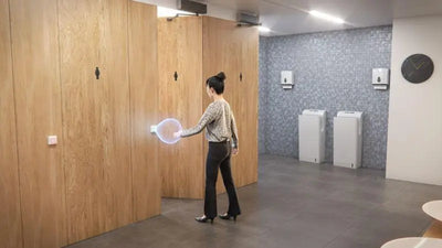 Radar-Taster met farbigem LED-Ring zur Befehlsquittierung