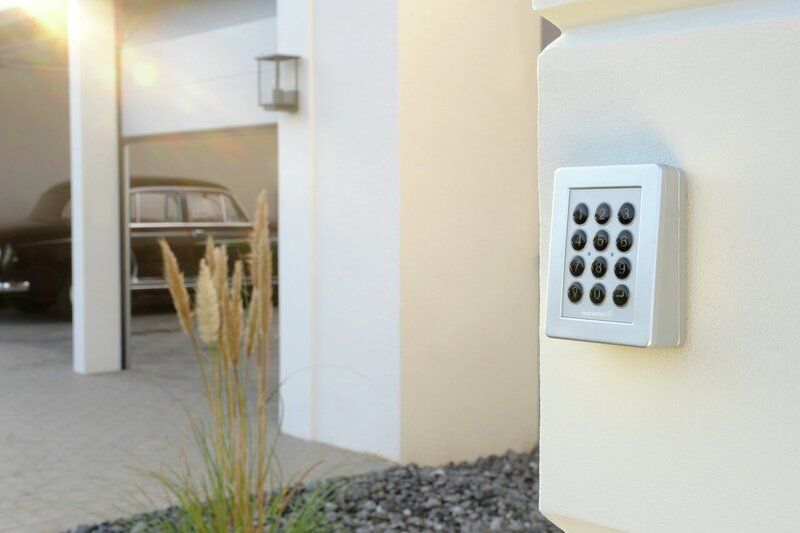 Marantec Digital 525 4-Kanal Funk-Codetaster zur Bedienung von Toranlagen